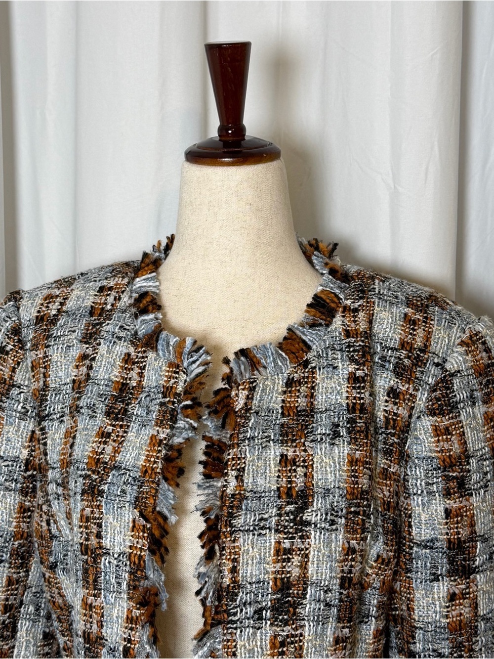L’Agence Angelina Tweed Jacket Blue Brown Fringe Blazer Size 8 - Picture 4 of 15